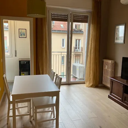 Tolstoj House Apartment Milan Exterior photo